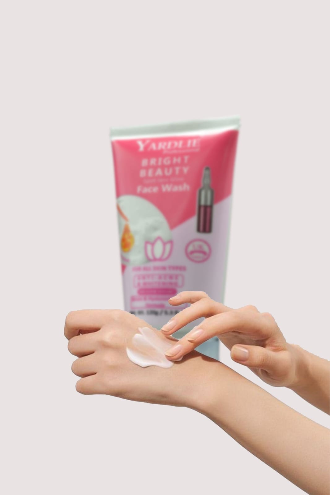 Bright Beauty Face Wash With Dengan Serum 120g.